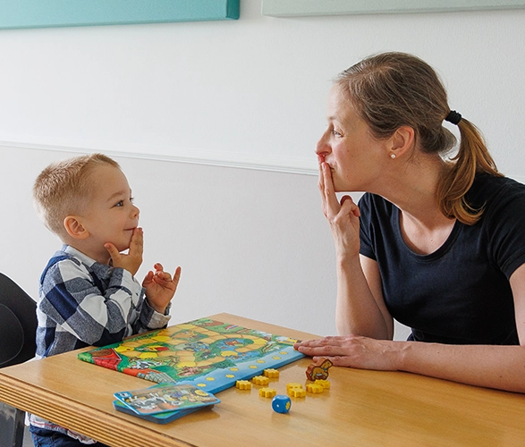 logopaedie-kinder-sprache-training-cooperando-lich-sprache